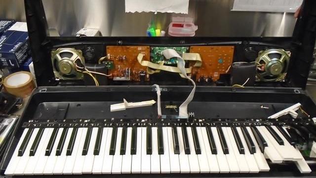 2 arrested in separate drug smuggling attempts